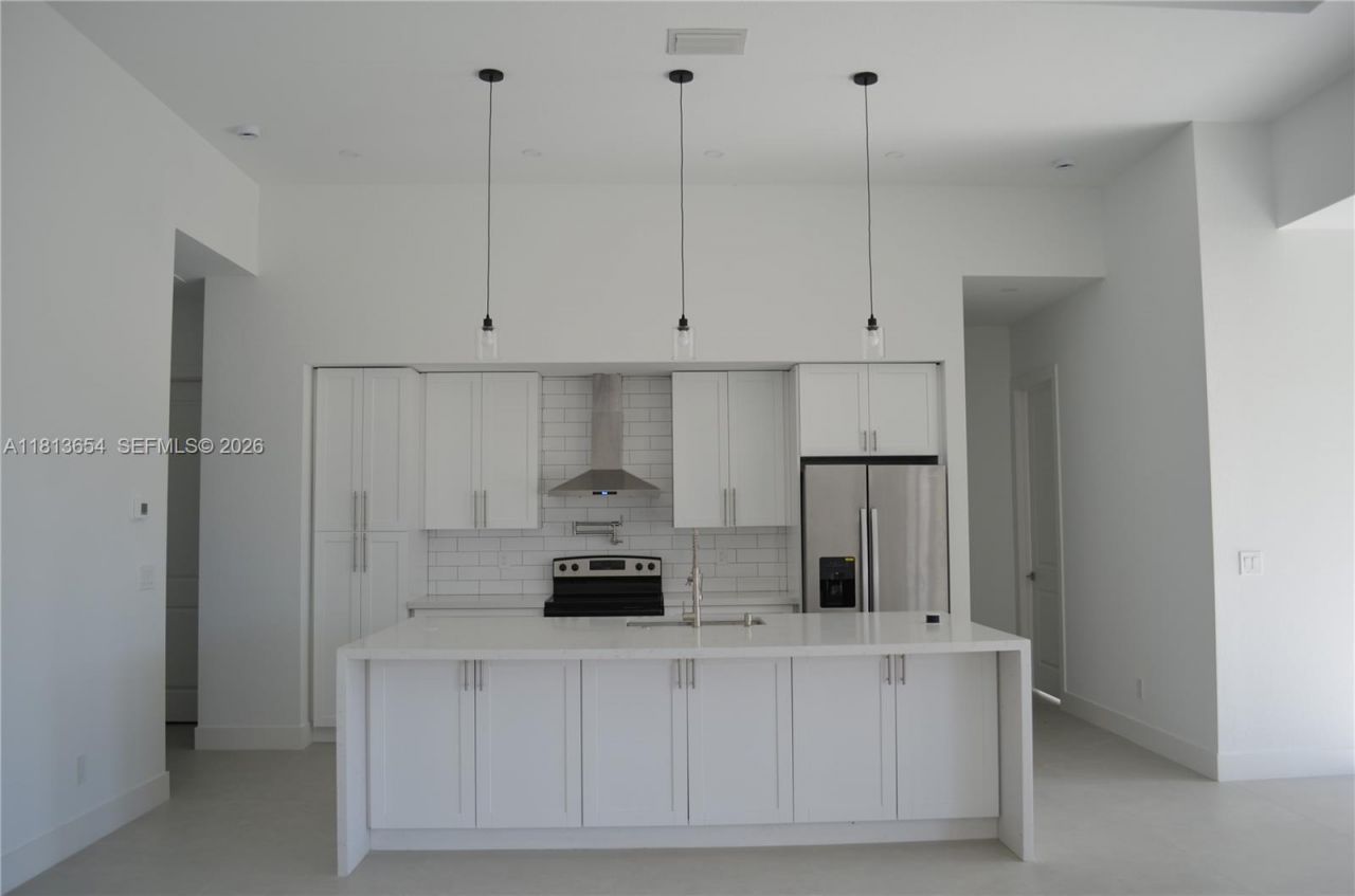 1728 Kismet Pkwy W, Cape Coral, FL 33993 Photo