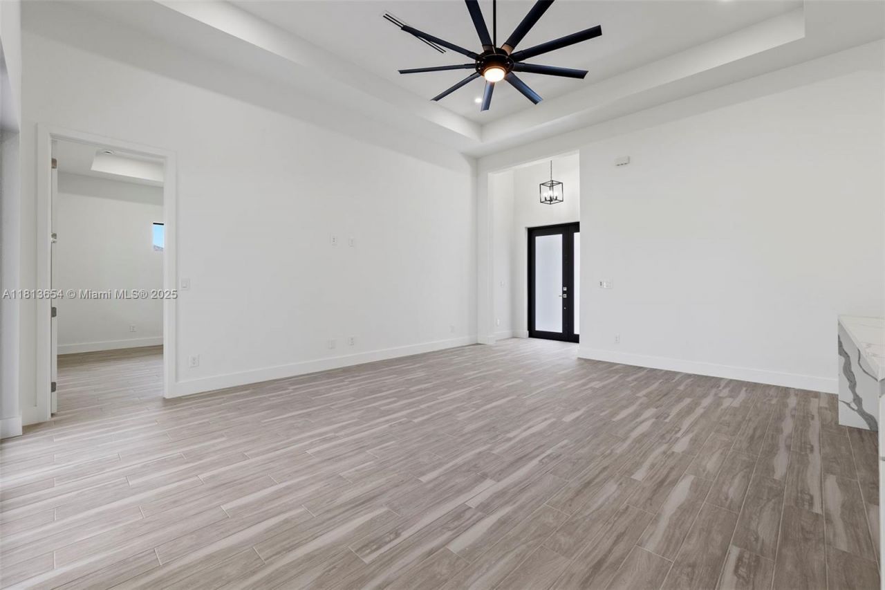 1728 Kismet Pkwy W, Cape Coral, FL 33993 Photo