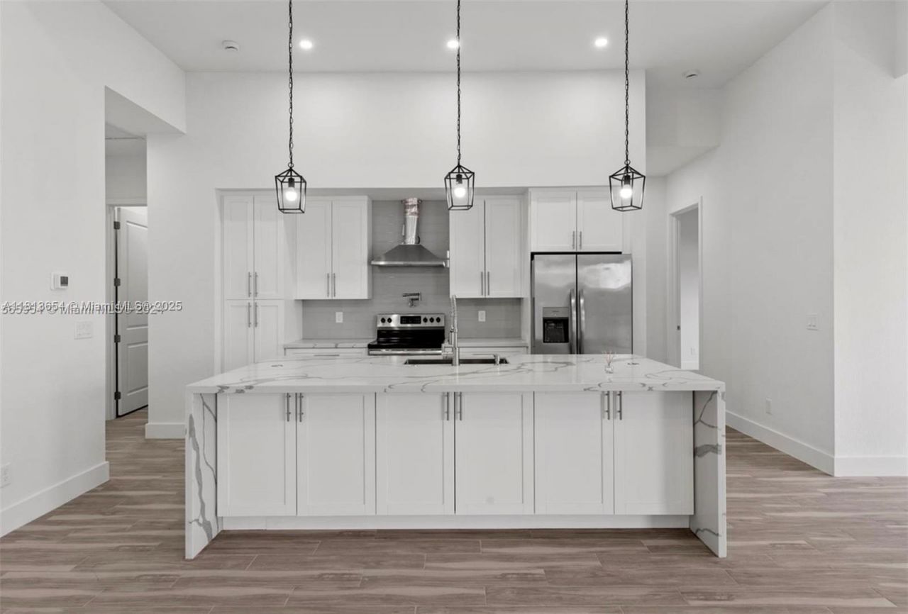 1728 Kismet Pkwy W, Cape Coral, FL 33993 Photo