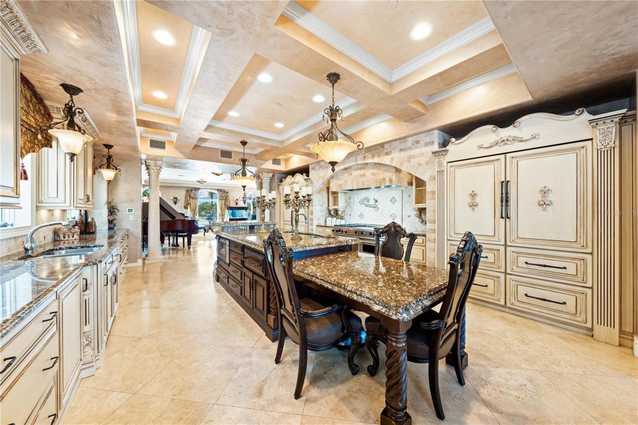 290 N Washington Drive, Sarasota, FL 34236 Photo