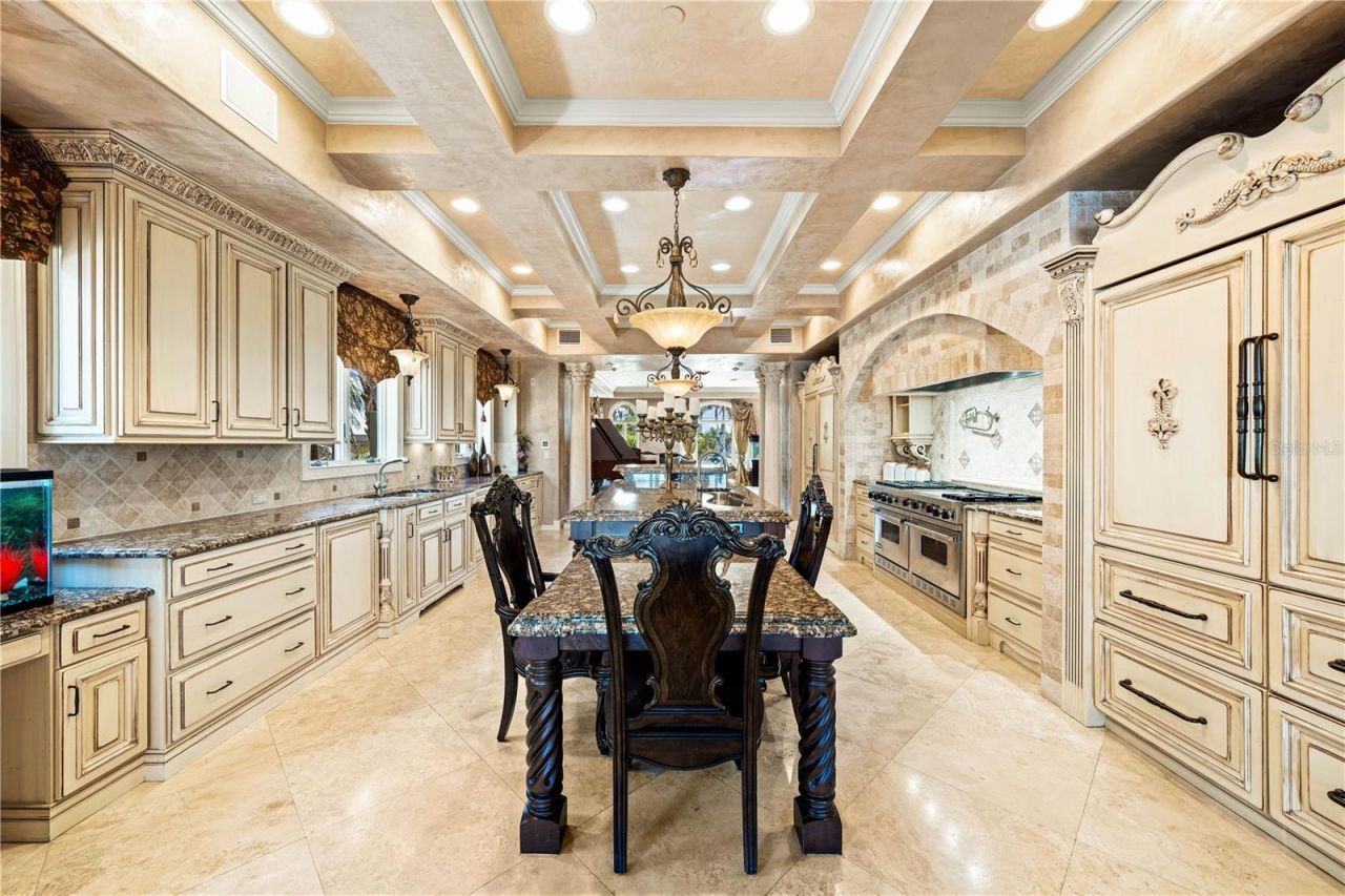 290 N Washington Drive, Sarasota, FL 34236 Photo