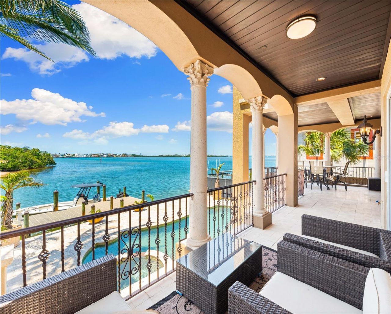 290 N Washington Drive, Sarasota, FL 34236 Photo