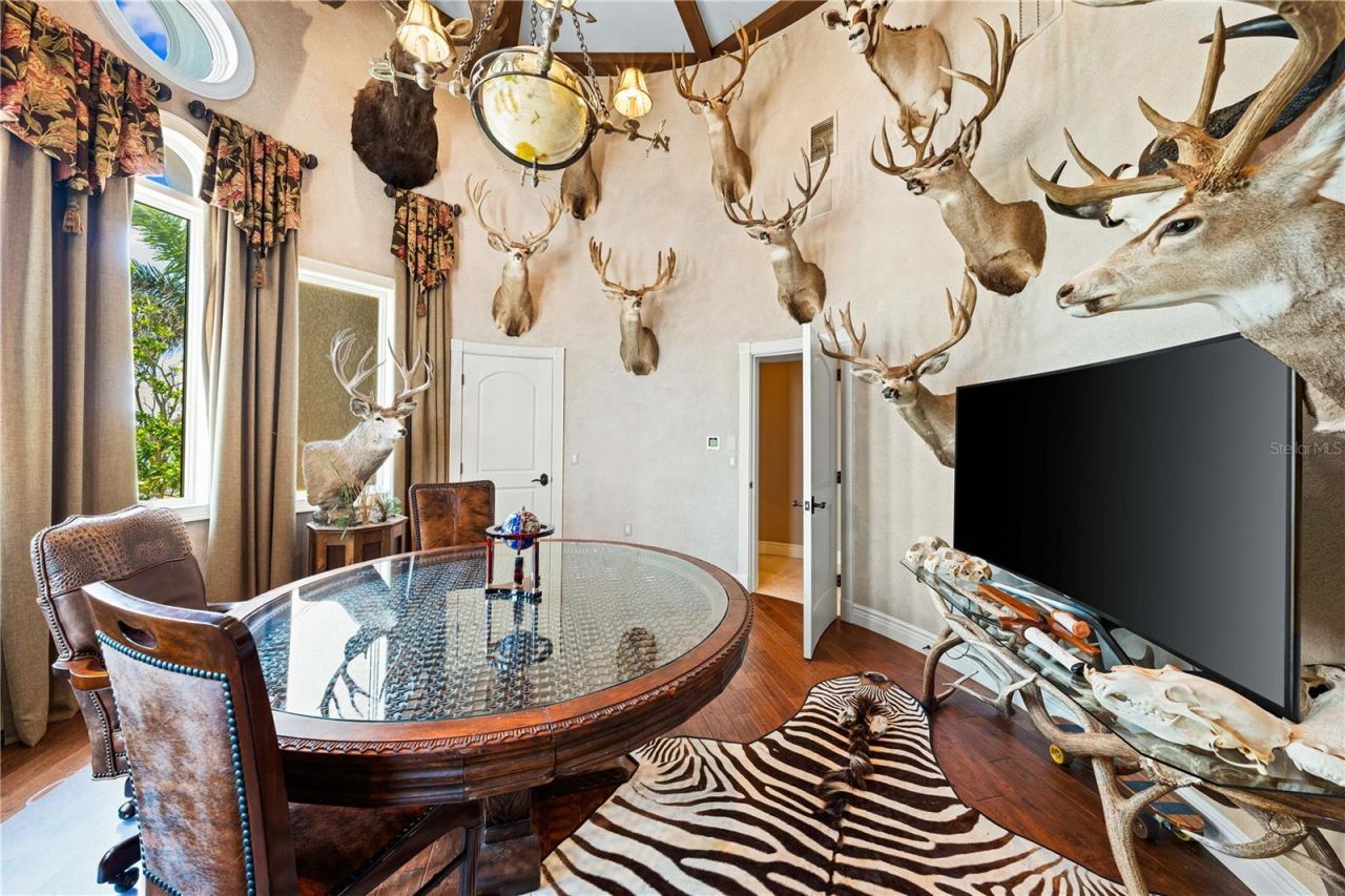 290 N Washington Drive, Sarasota, FL 34236 Photo