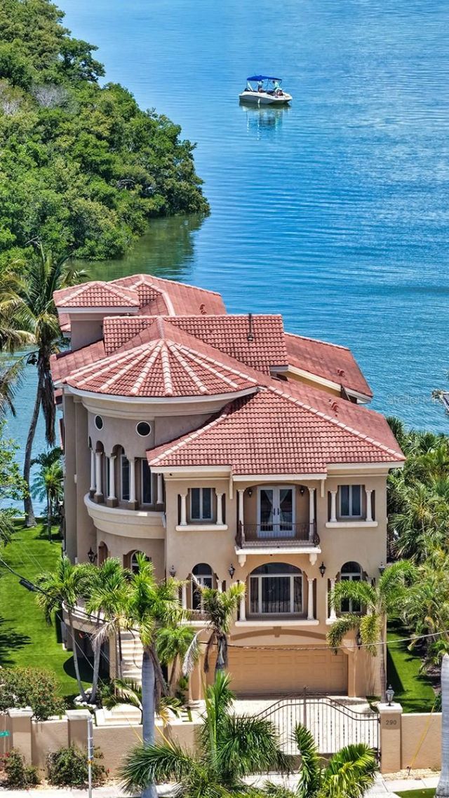 290 N Washington Drive, Sarasota, FL 34236 Photo
