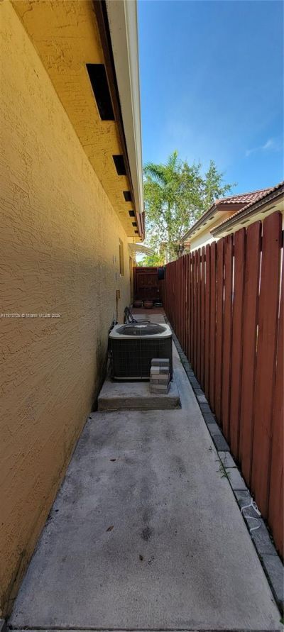 2501 NE 41st Ter, Homestead, FL 33033 Photo