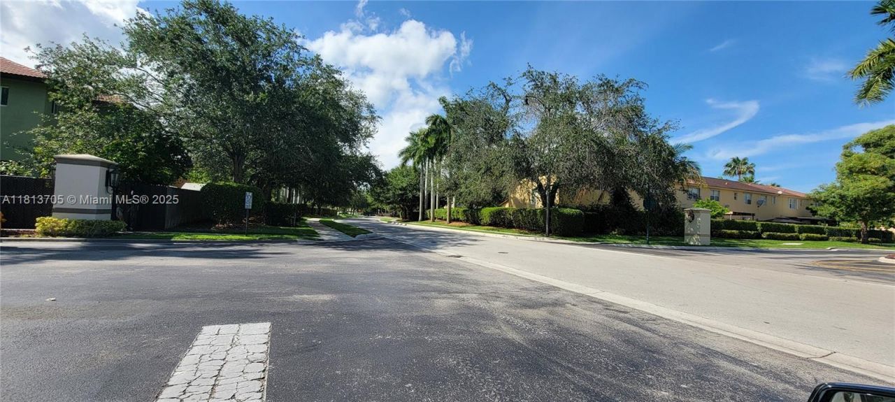 2501 NE 41st Ter, Homestead, FL 33033 Photo