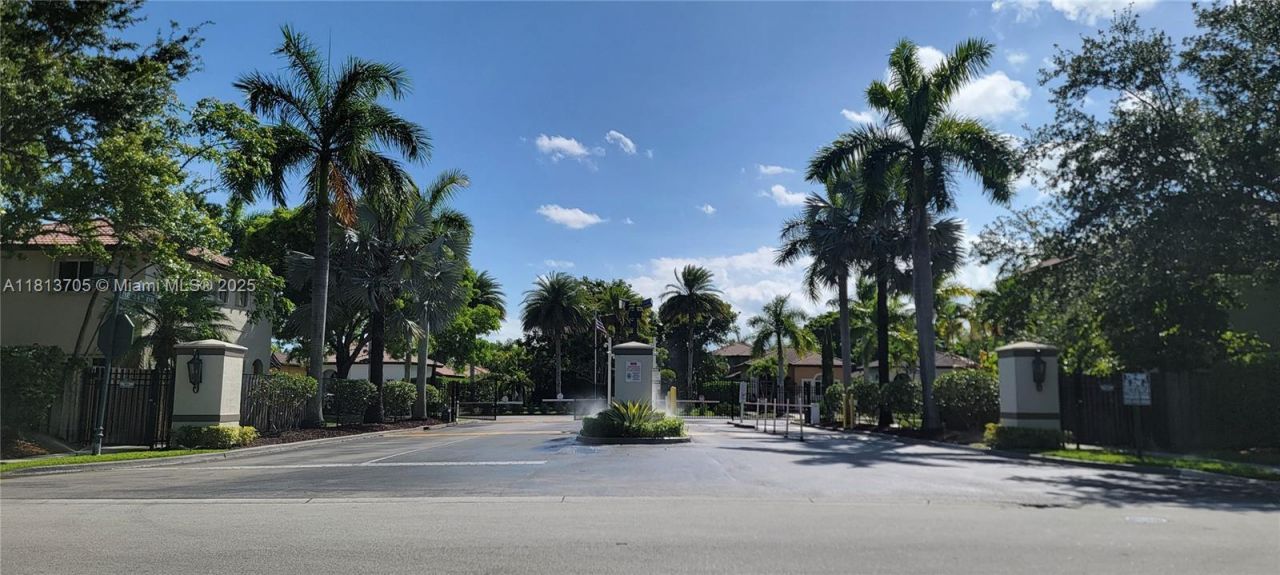 2501 NE 41st Ter, Homestead, FL 33033 Photo