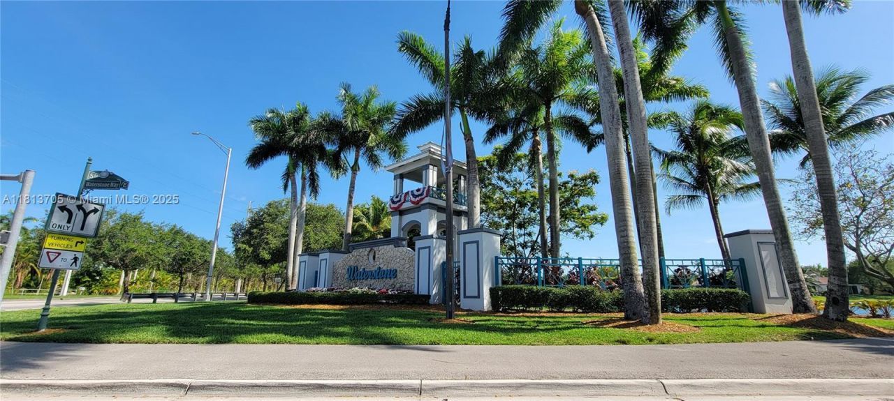 2501 NE 41st Ter, Homestead, FL 33033 Photo