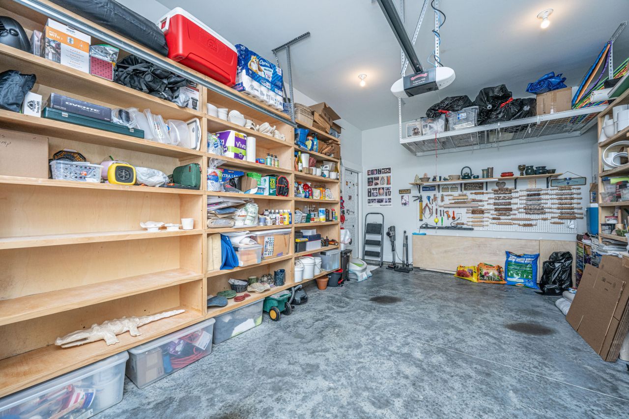 1515 Pogonia Street Photo 36