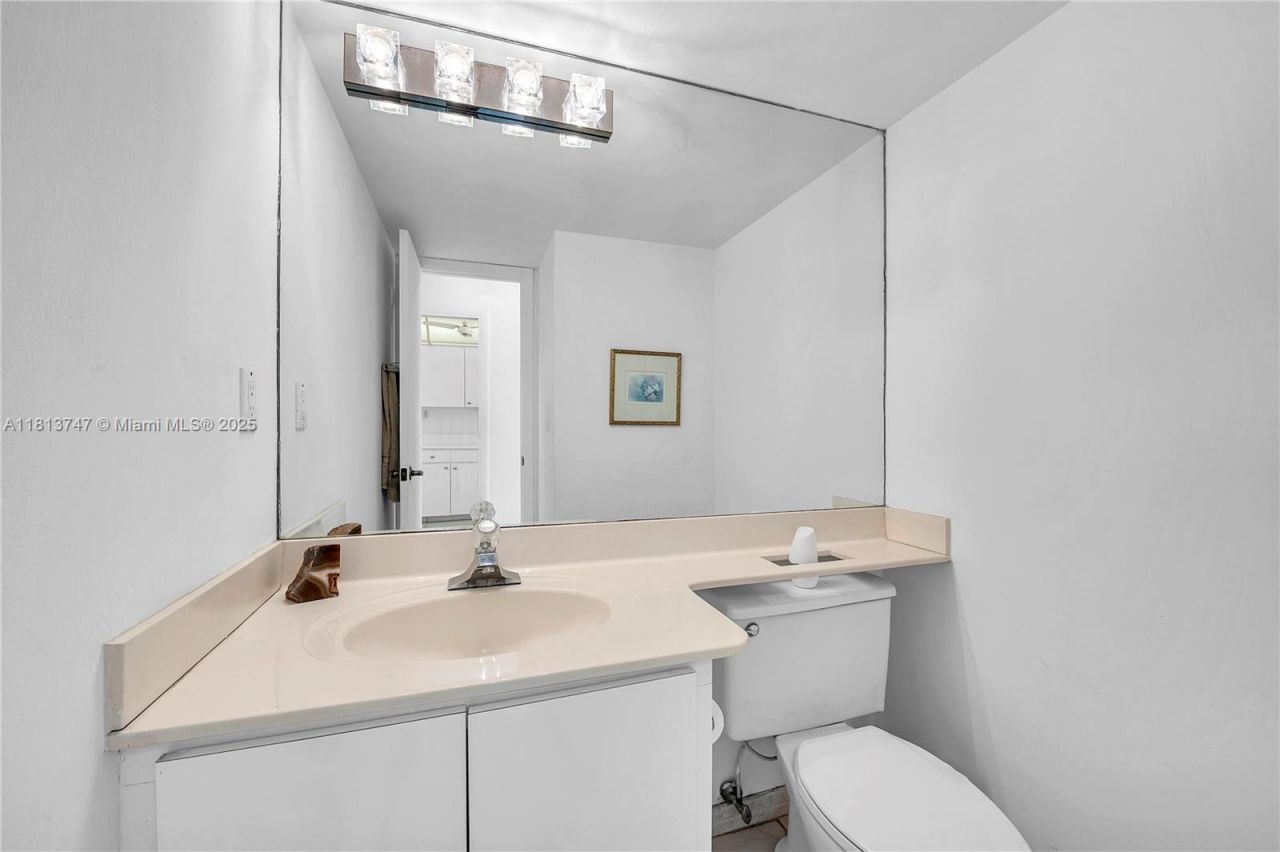 8900 Washington, Unit 411, Pembroke Pines, FL 33025 Photo