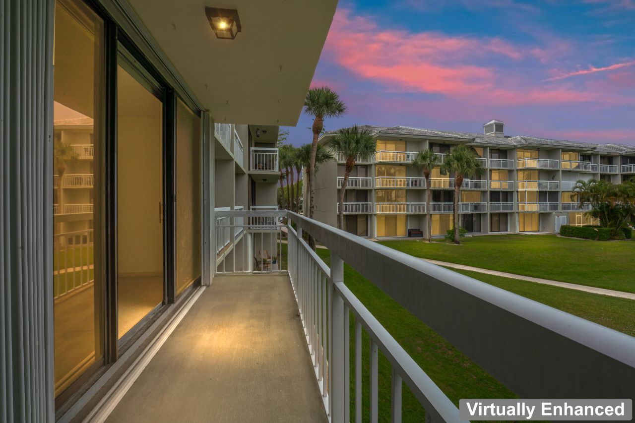 2621 Village Boulevard, Unit 203, West Palm Beach, FL 33409 Photo