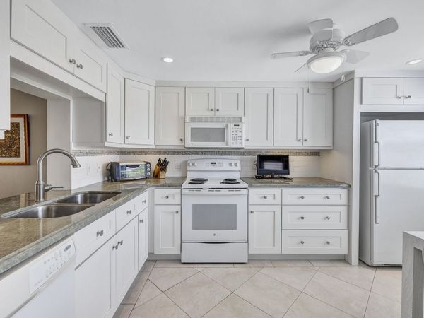 3001 Lincoln A, Unit 3001, Boca Raton, FL 33434