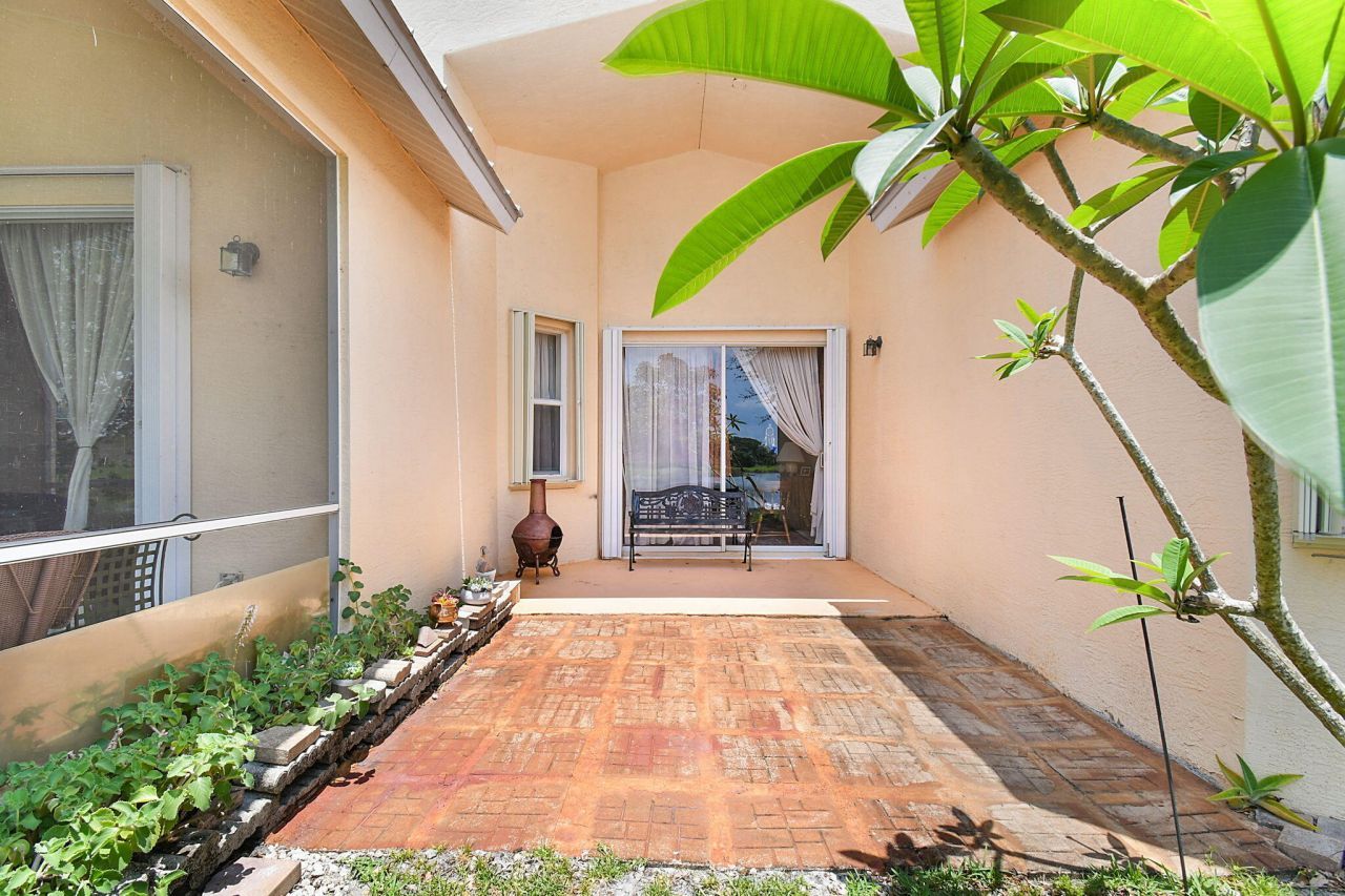 107 NW Summerville Court, Port Saint Lucie, FL 34986 Photo