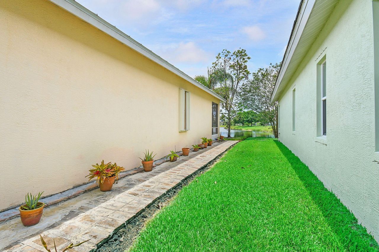 107 NW Summerville Court, Port Saint Lucie, FL 34986 Photo