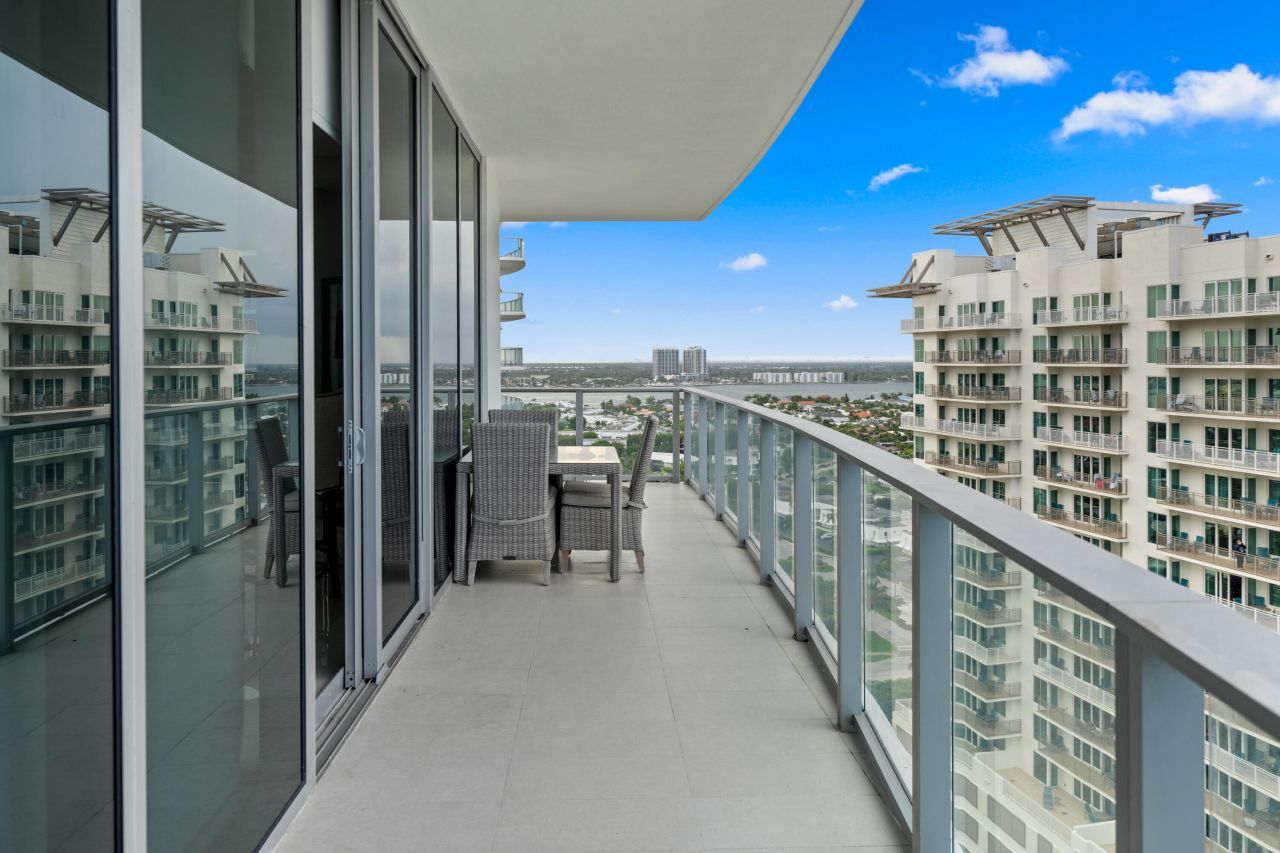 3100 N Ocean Drive, Unit H-1708, Singer Island, FL 33404 Photo