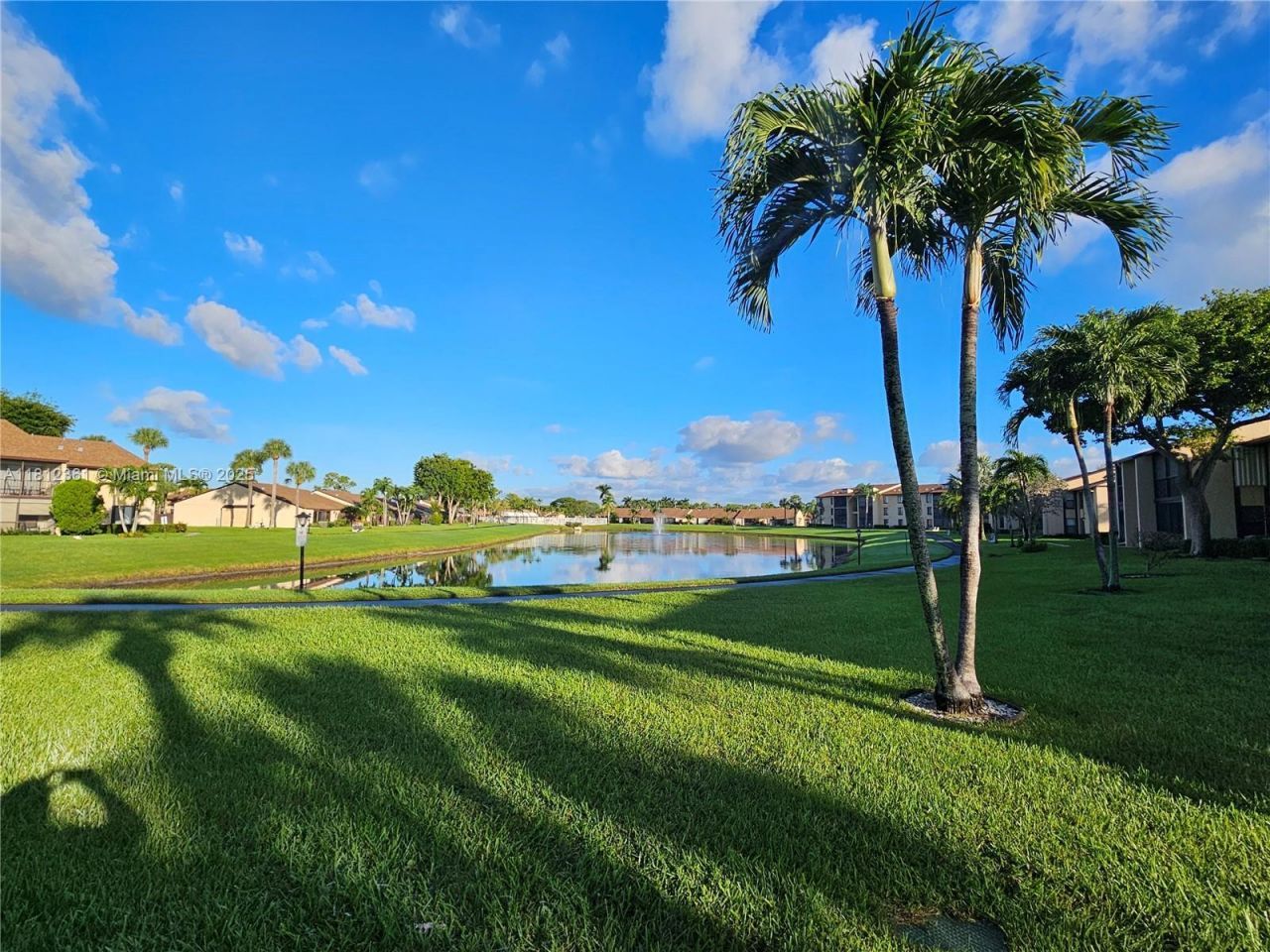 806 Sky Pine Way, Unit G3, Greenacres, FL 33415 Photo