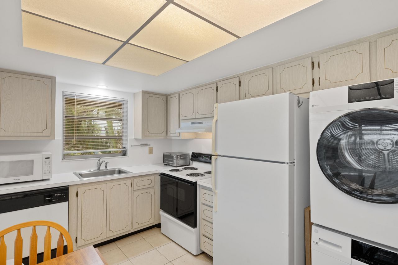 13623 Via Aurora, Unit C, Delray Beach, FL 33484 Photo