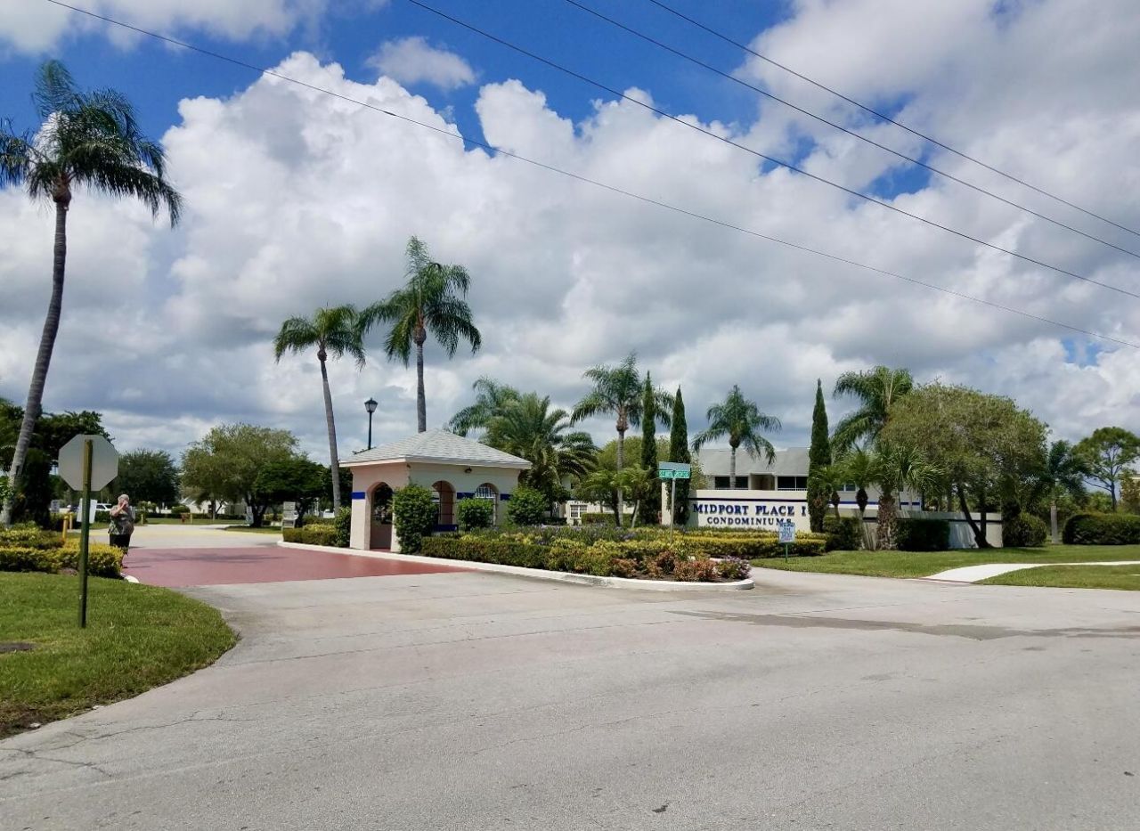 1530 SE Royal Green Circle, Unit N103, Port Saint Lucie, FL 34952 Photo