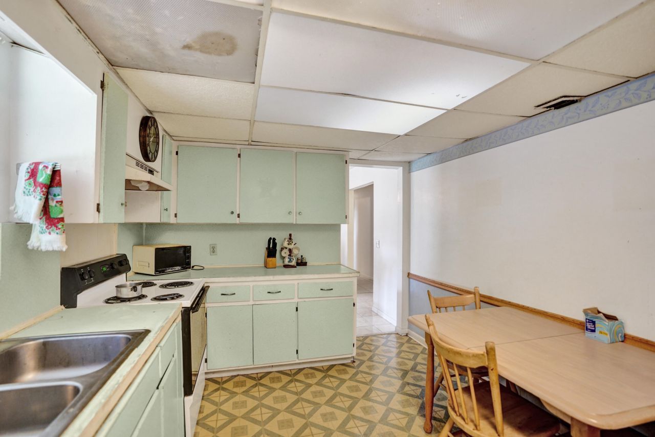 2886 Floral Road, Lake Worth, FL 33462 Photo