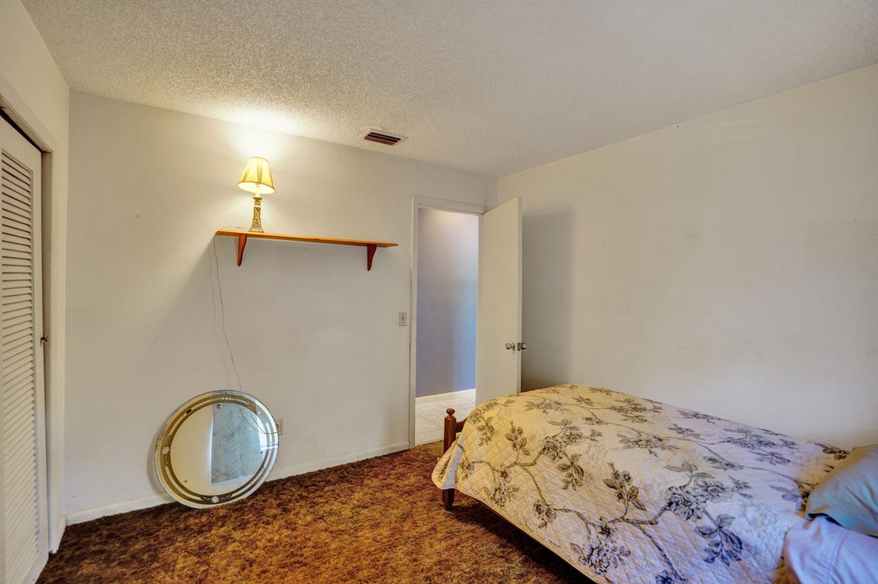 2886 Floral Road, Lake Worth, FL 33462 Photo