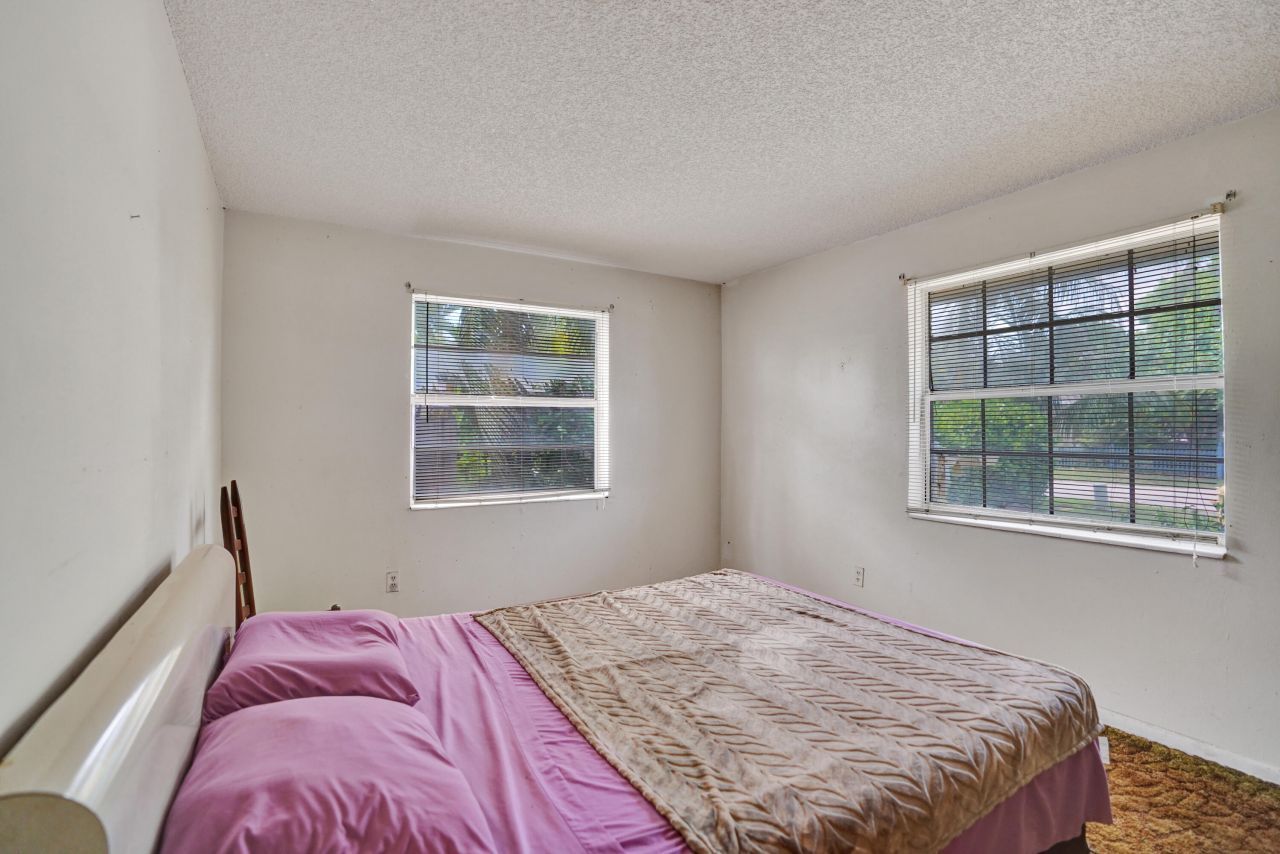 2886 Floral Road, Lake Worth, FL 33462 Photo