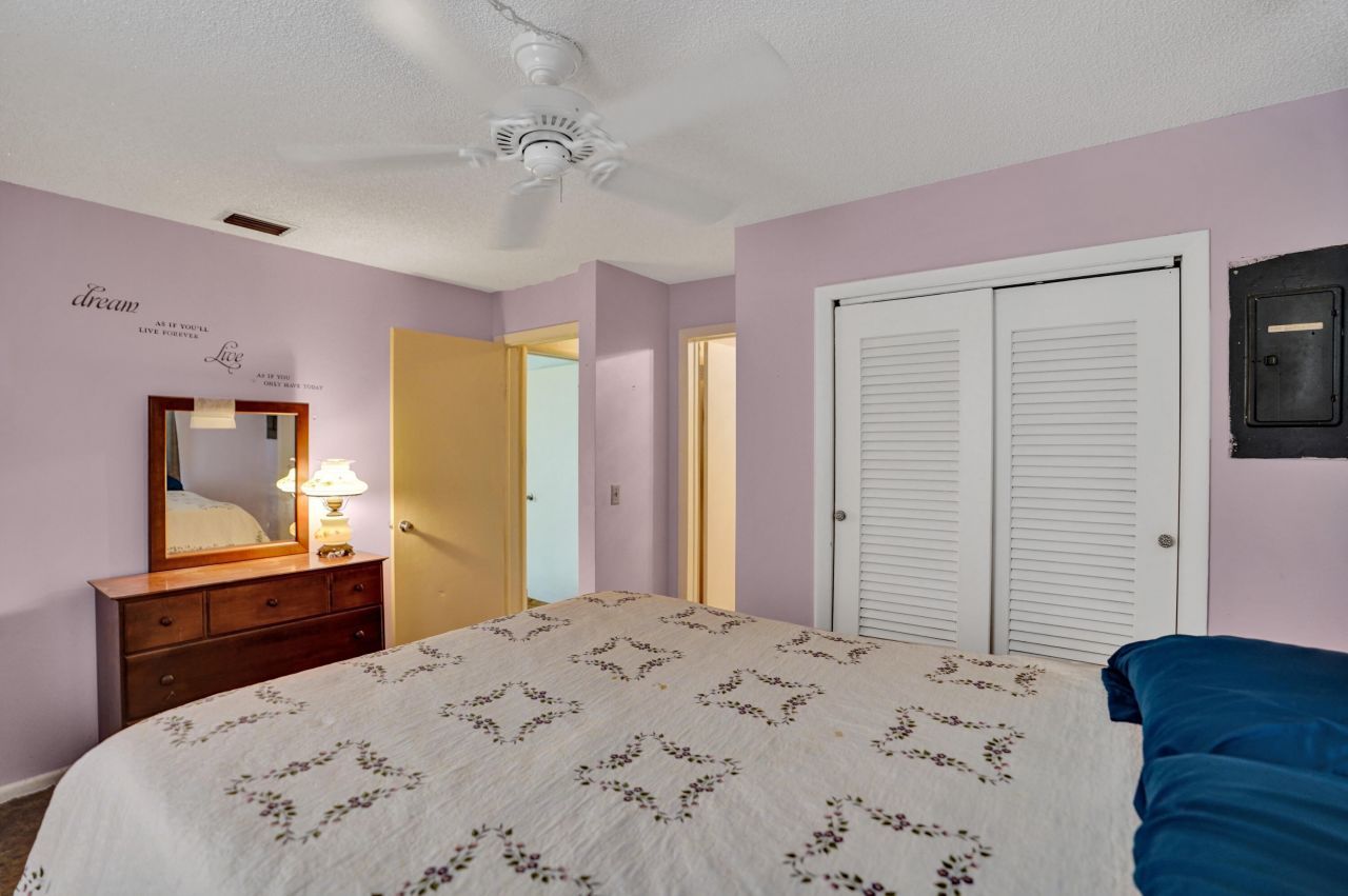 2886 Floral Road, Lake Worth, FL 33462 Photo