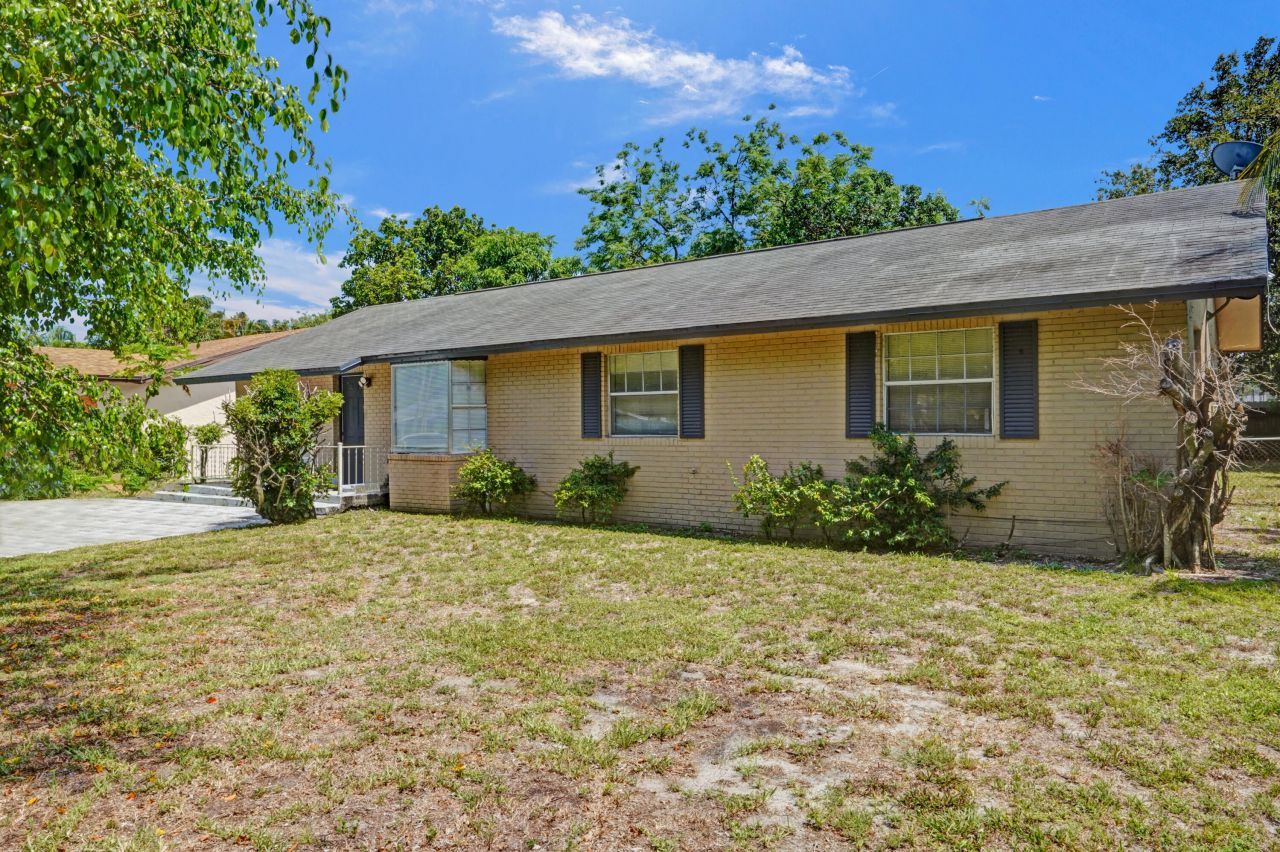 2886 Floral Road, Lake Worth, FL 33462 Photo