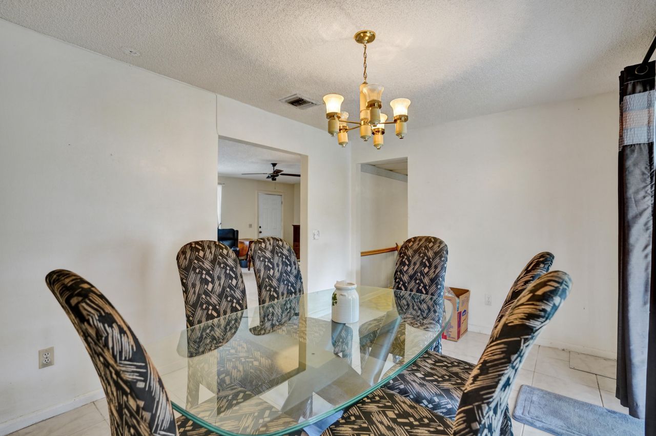 2886 Floral Road, Lake Worth, FL 33462 Photo