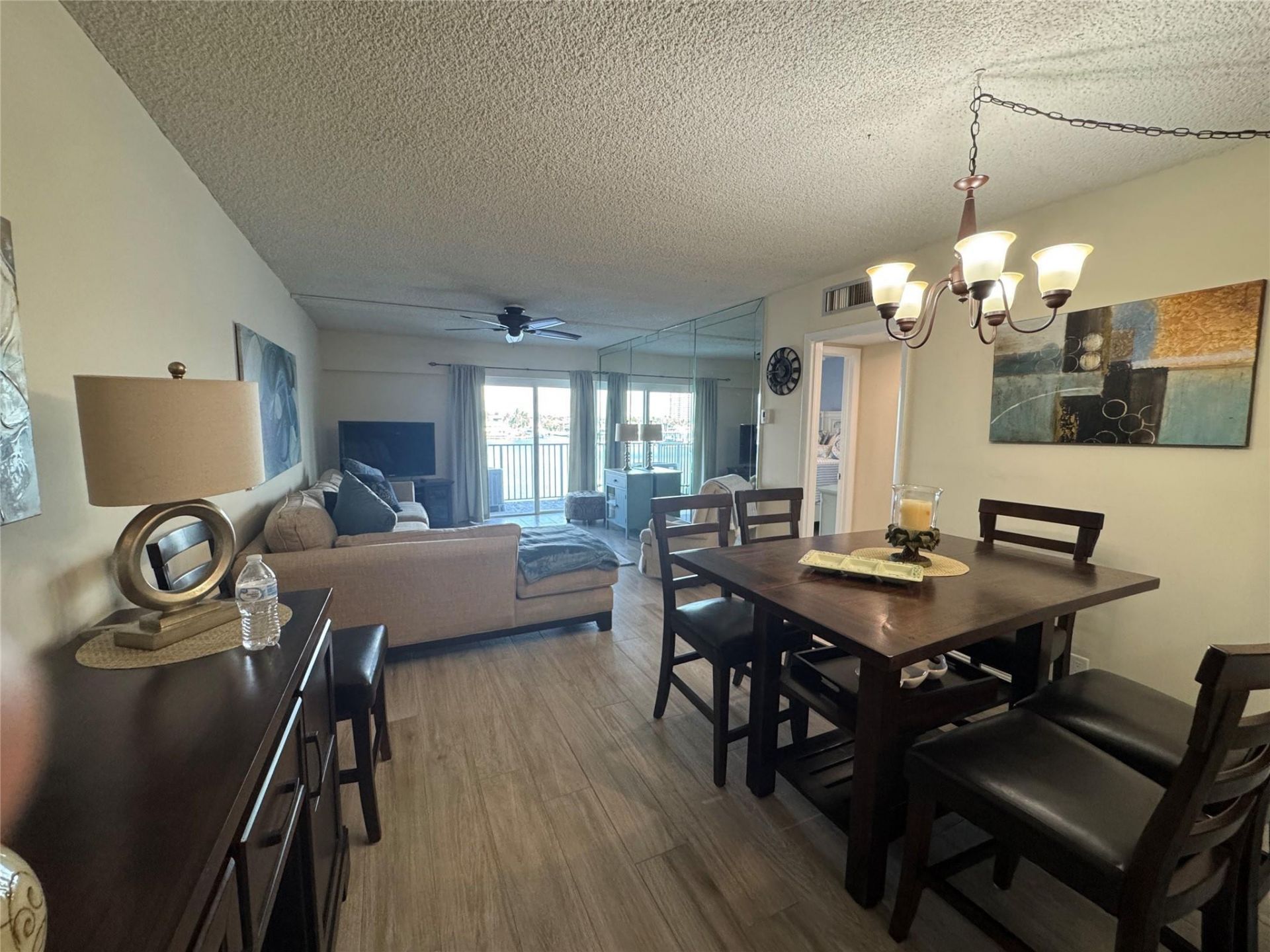 95 N Birch Road, Unit 402, Fort Lauderdale, FL 33304 Photo