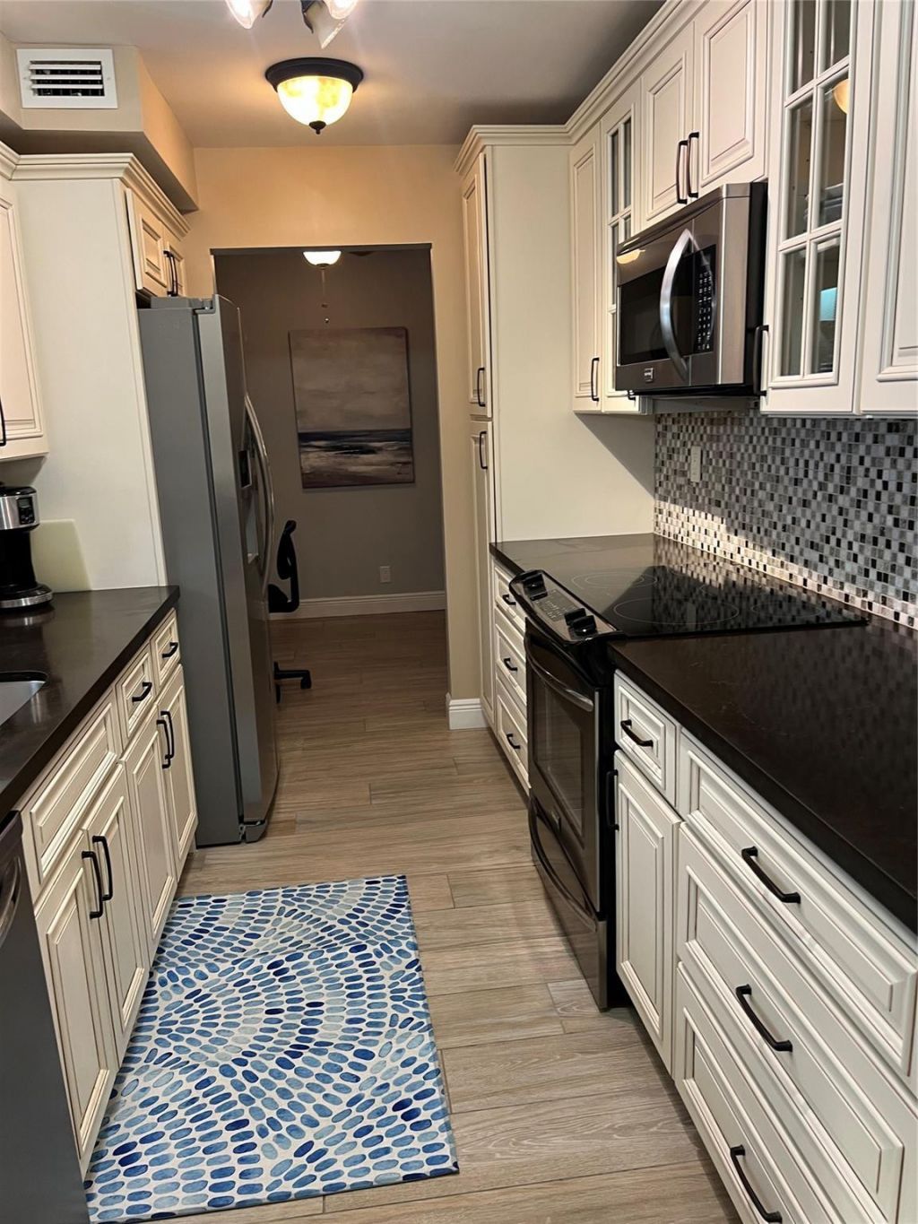 95 N Birch Road, Unit 402, Fort Lauderdale, FL 33304 Photo