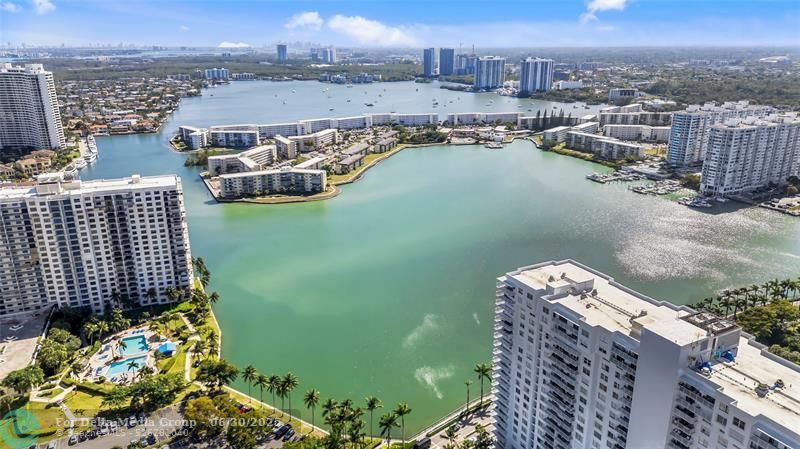 3001 NE 185th Street, Unit 111, Aventura, FL 33180 Photo