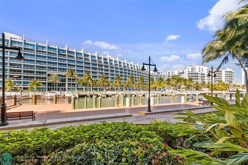 3001 NE 185th Street, Unit 111, Aventura, FL 33180 Photo