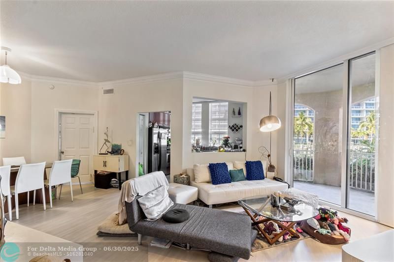 3001 NE 185th Street, Unit 111, Aventura, FL 33180 Photo