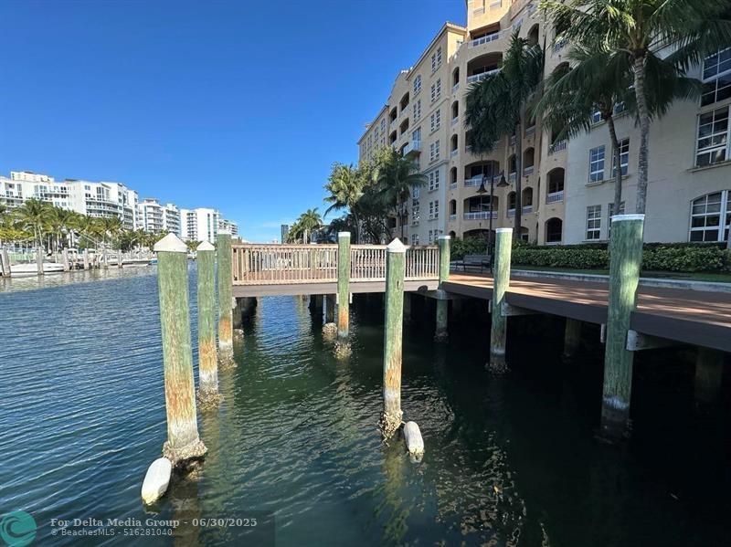 3001 NE 185th Street, Unit 111, Aventura, FL 33180 Photo