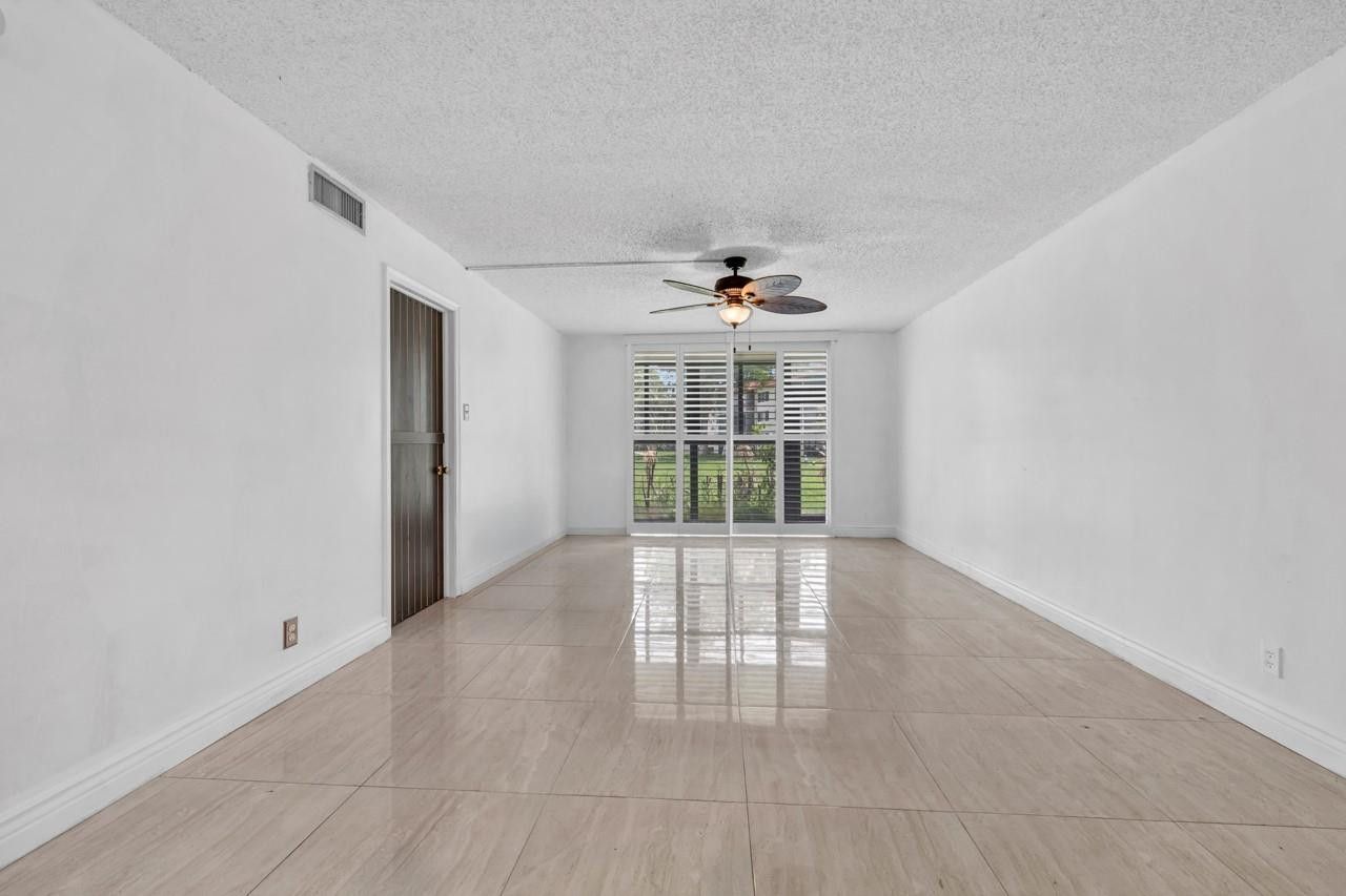 8941 S Hollybrook Boulevard, Unit 104, Pembroke Pines, FL 33025 Photo
