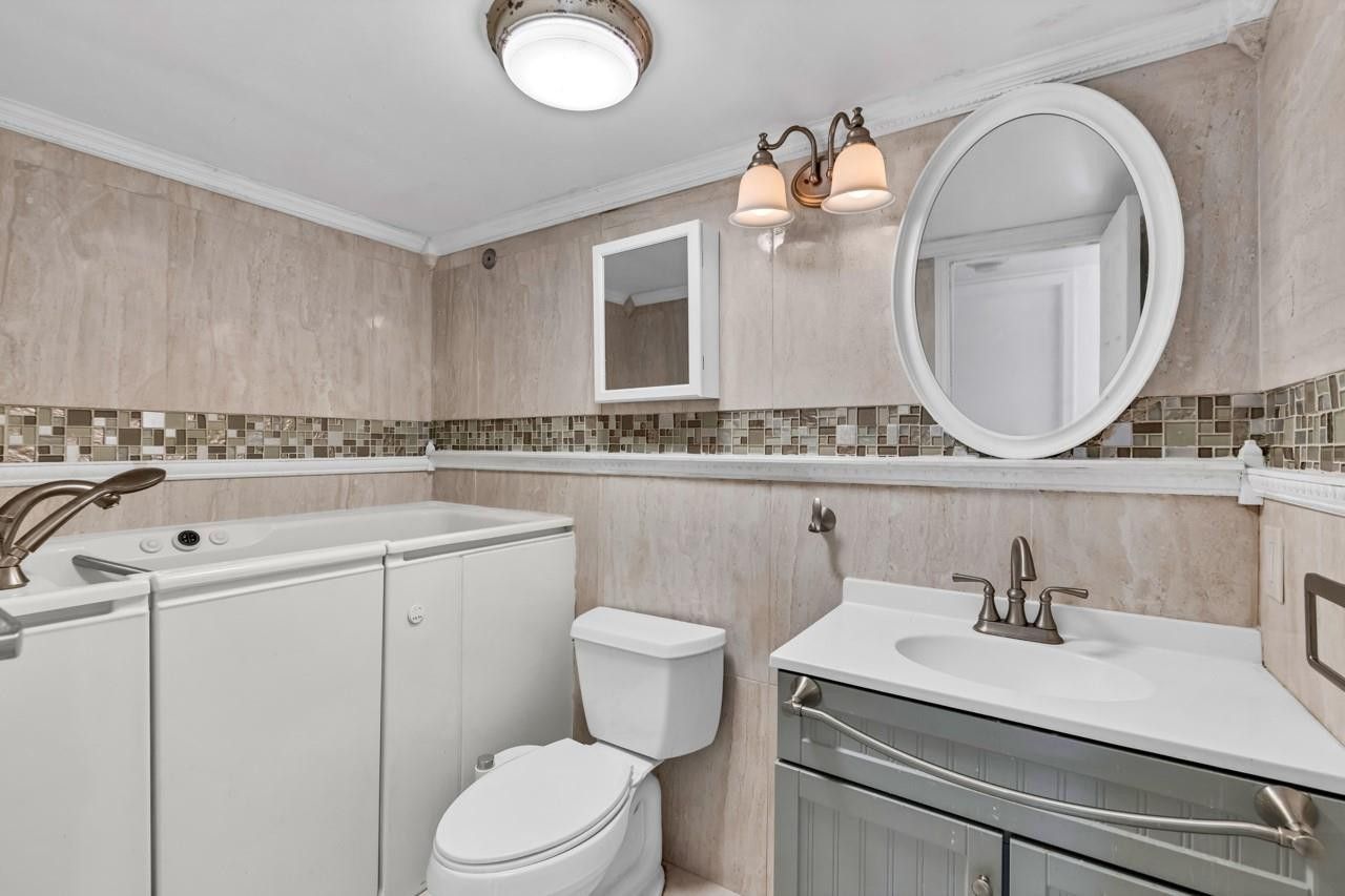 8941 S Hollybrook Boulevard, Unit 104, Pembroke Pines, FL 33025 Photo