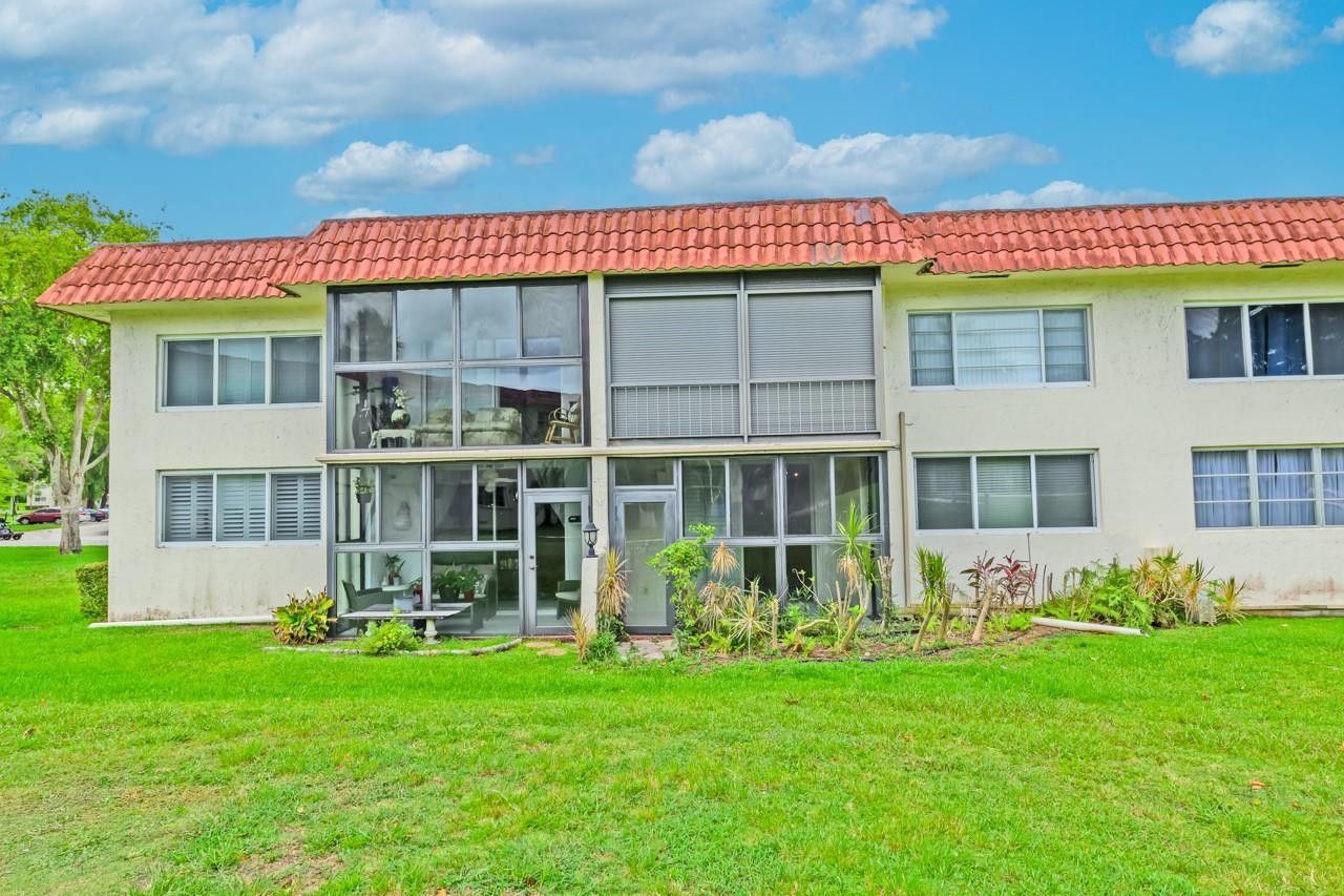 8941 S Hollybrook Boulevard, Unit 104, Pembroke Pines, FL 33025 Photo