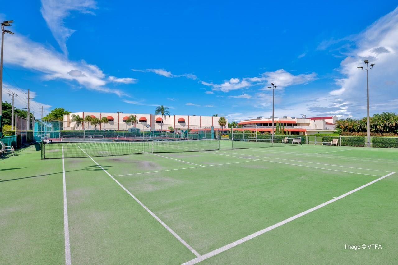 8941 S Hollybrook Boulevard, Unit 104, Pembroke Pines, FL 33025 Photo