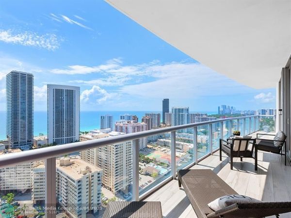 2600 E Hallandale Beach Blvd, Unit T3001, Hallandale Beach, FL 33009