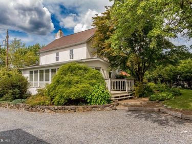 3416 BURSONVILLE ROAD, RIEGELSVILLE, PA 18077