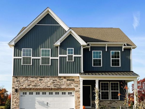 2041 GREGORY DRIVE, ALLENTOWN, PA 18103