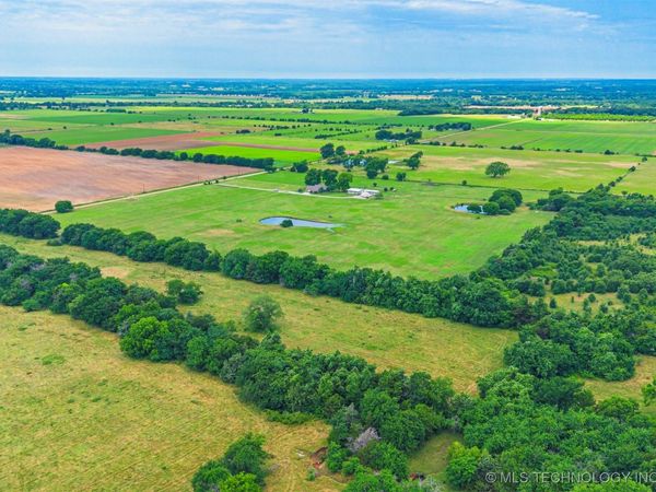 000 Dairy Drive, Hendrix, OK 74741