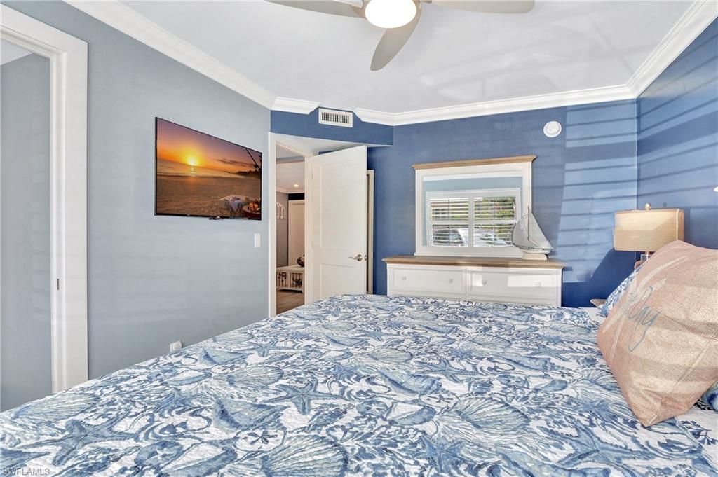 1295 Gulf Shore Blvd S, Unit 136, Naples, FL 34102 Photo