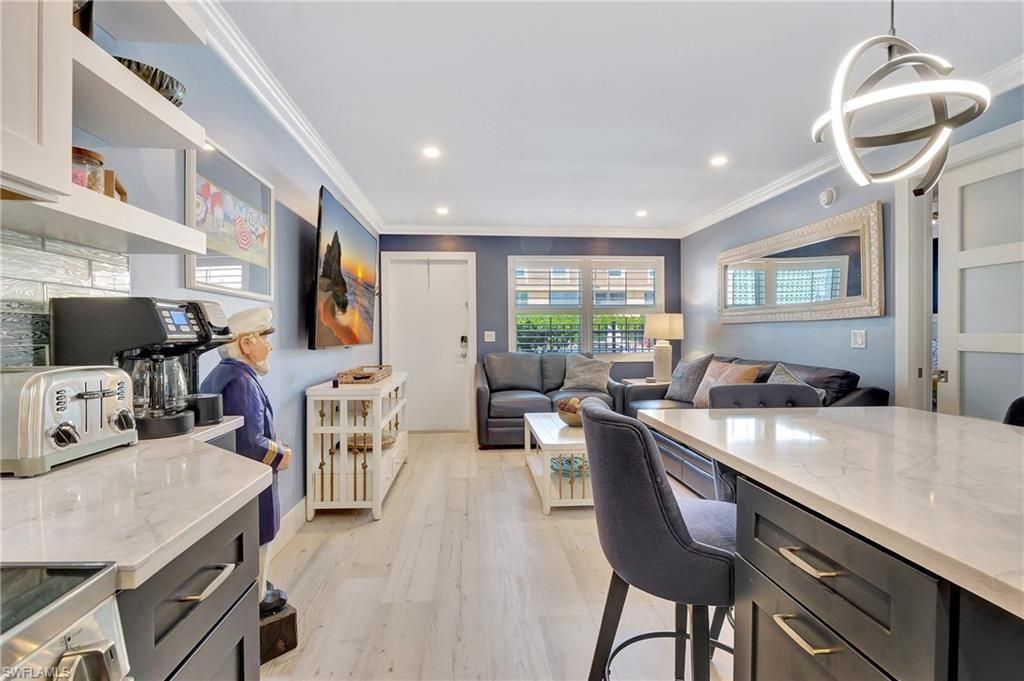 1295 Gulf Shore Blvd S, Unit 136, Naples, FL 34102 Photo