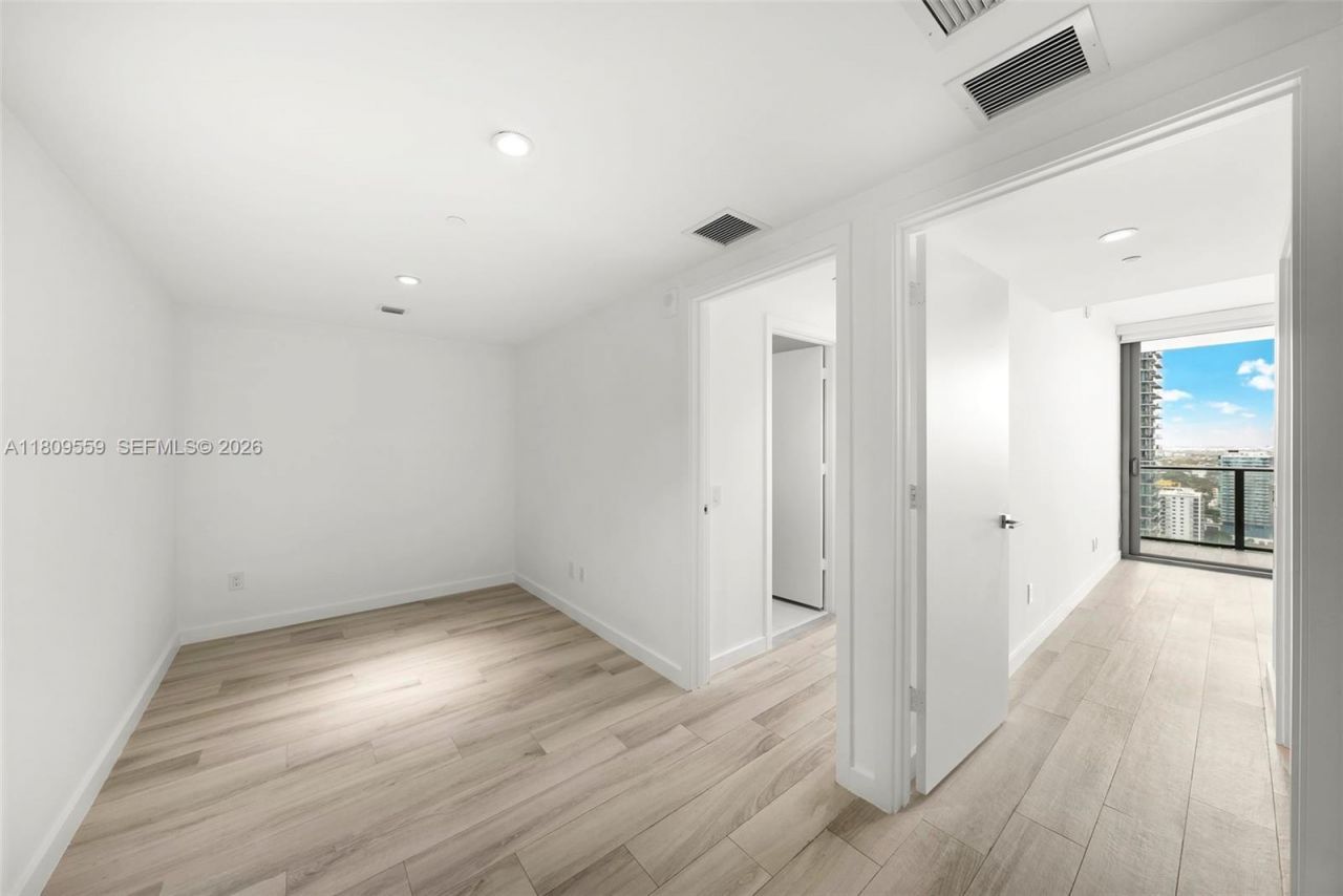 3131 NE 7th Ave, Unit 3104, Miami, FL 33137 Photo