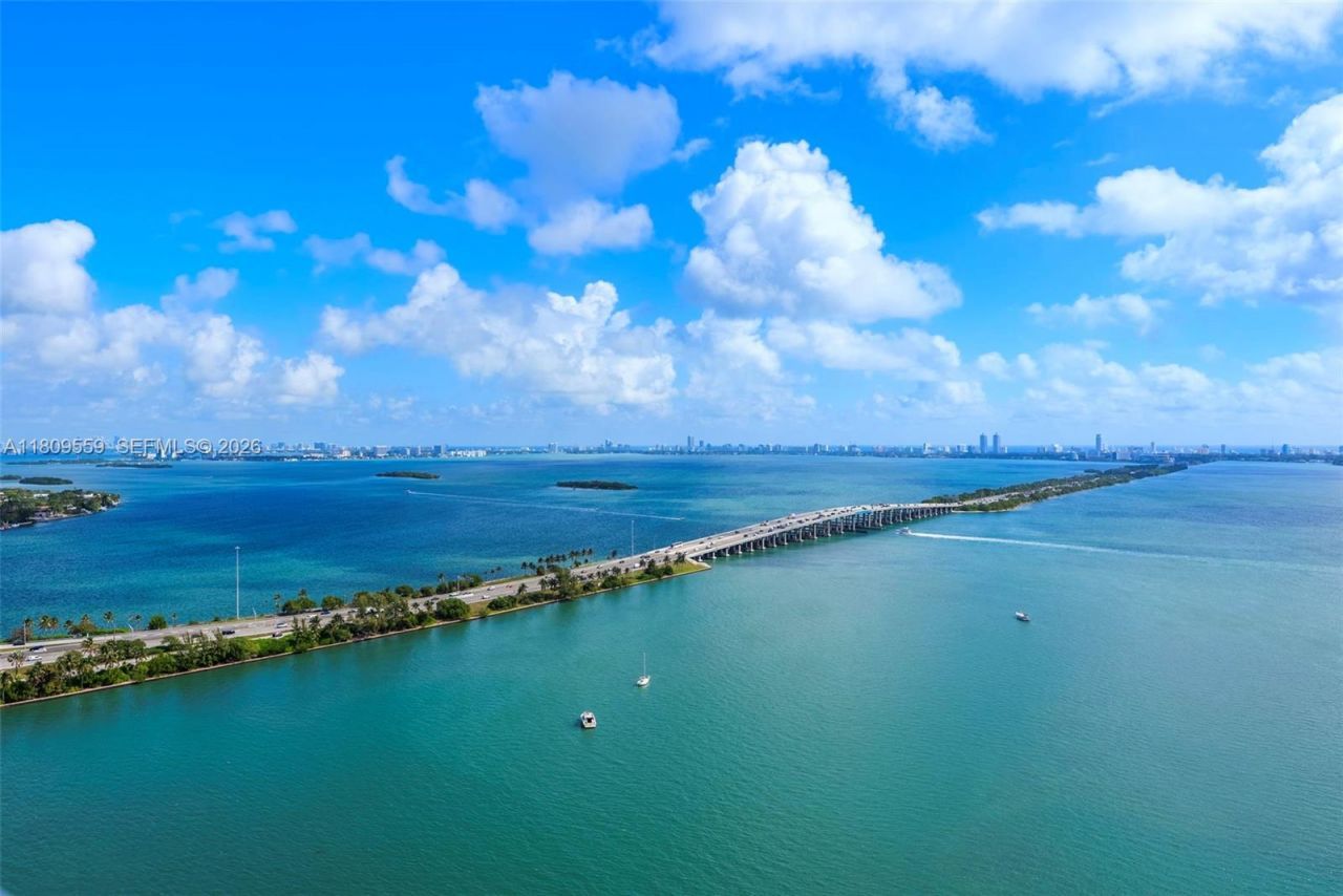 3131 NE 7th Ave, Unit 3104, Miami, FL 33137 Photo