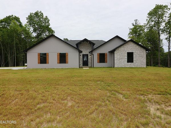 607 Taylon Lane, Oneida, TN 37841