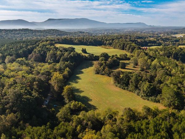 238 County Road 792, Etowah, TN 37331