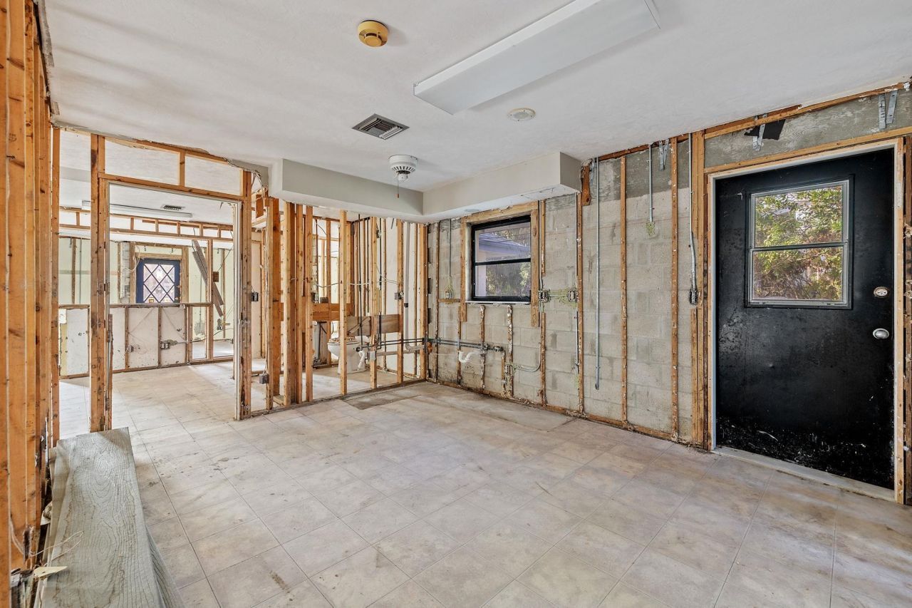 1544 Periwinkle Way, Sanibel, FL 33957 Photo