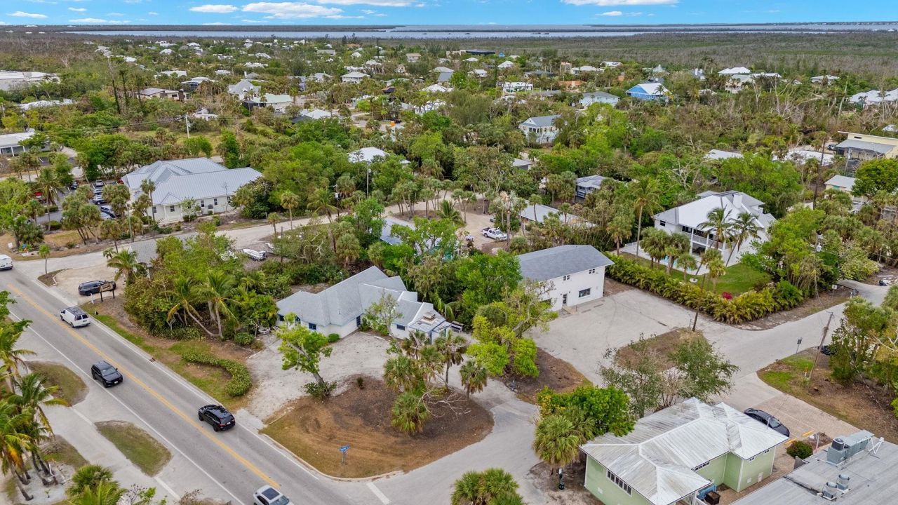 1544 Periwinkle Way, Sanibel, FL 33957 Photo